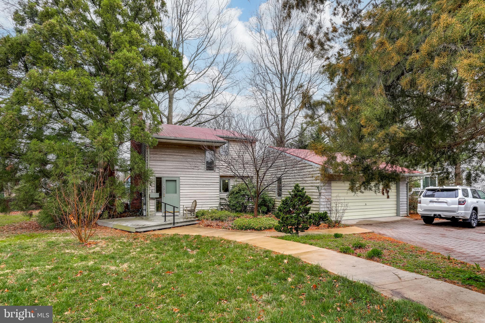1505 Frederick Road Catonsville, MD 21228 - Photo 1 of 34 Frontal View