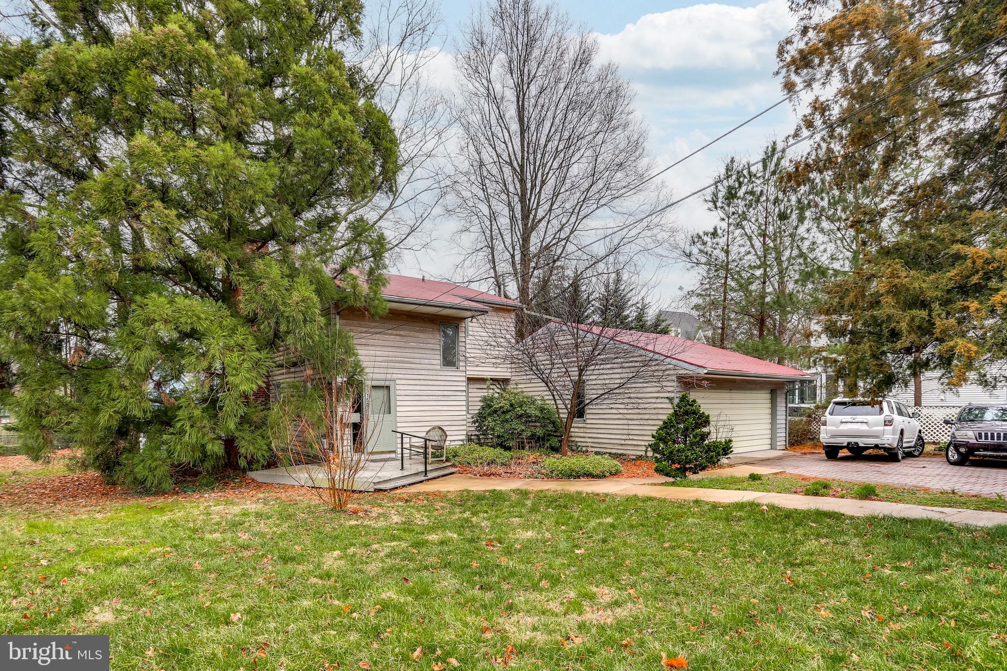 1505 Frederick Road Catonsville, MD 21228 - Photo 2 of 34 Frontal View