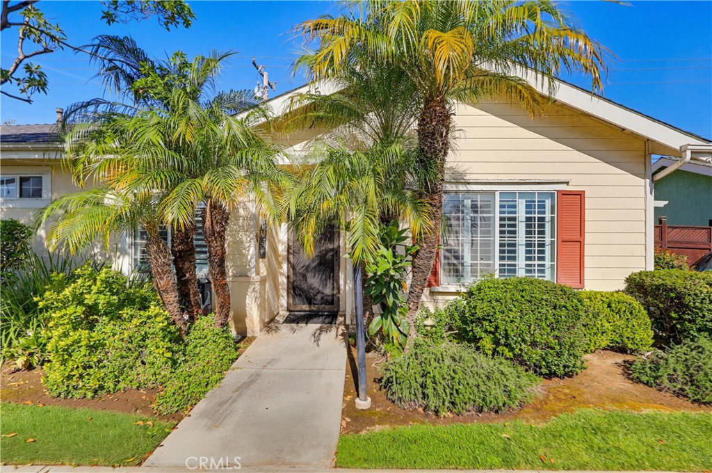 7735 Ridgeview Lane Whittier, CA 90606 - Photo 2 of 47