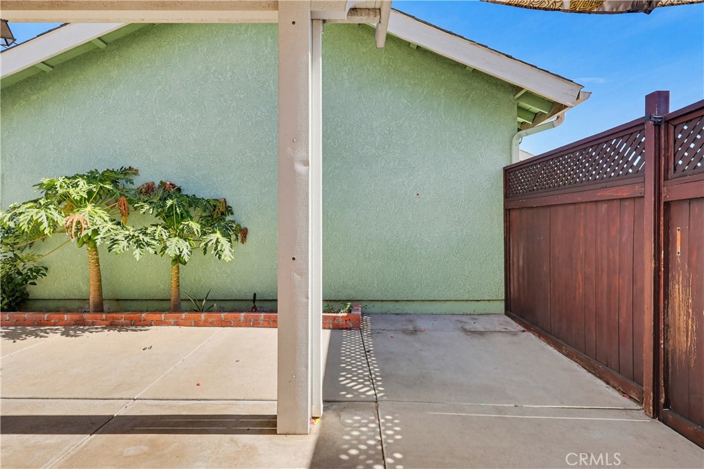 7735 Ridgeview Lane Whittier, CA 90606 - Photo 46 of 47 a view of a backyard