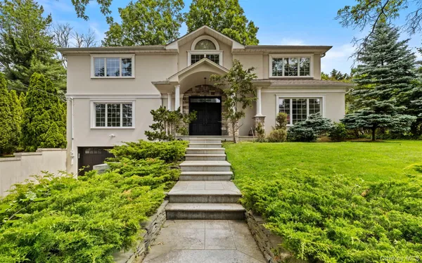 $13,000 | 25 Bay Driveway, Manhasset, NY 11030