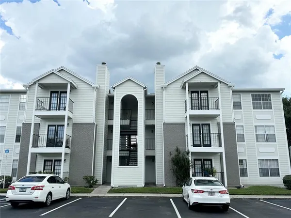 $1,445 | 2550 North Alafaya Trail, Unit 3305, Orlando, FL 32826