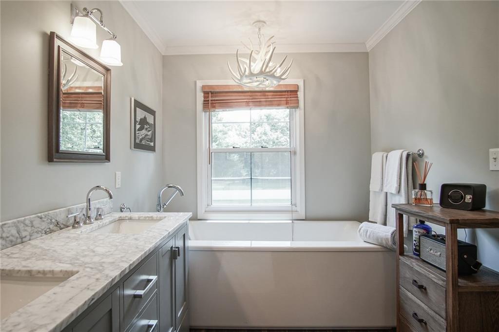 6901 Warwick Road Indianapolis, IN 46220 - Photo 34 of 53 Gallery Image 34