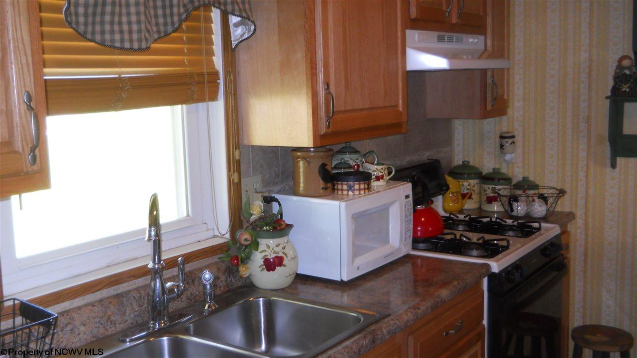 92 Valley Chapel Road Weston, WV 26452 - Photo 6 of 19 Gallery Image 6