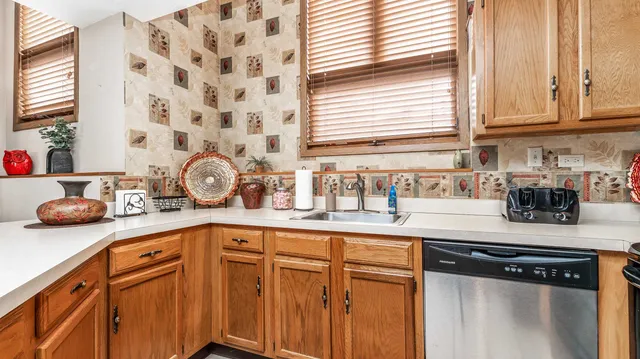 $257,500 | 120 Walnut Hill Drive, Galena, IL 61036