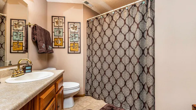 $257,500 | 120 Walnut Hill Drive, Galena, IL 61036