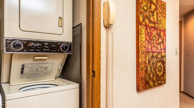 $257,500 | 120 Walnut Hill Drive, Galena, IL 61036