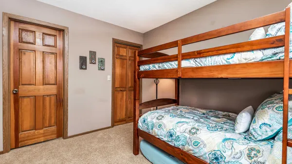 $257,500 | 120 Walnut Hill Drive, Galena, IL 61036