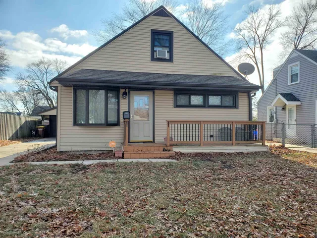 $155,000 | 2216 Dresden Avenue, Rockford, IL 61103