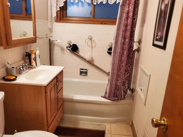 $155,000 | 2216 Dresden Avenue, Rockford, IL 61103