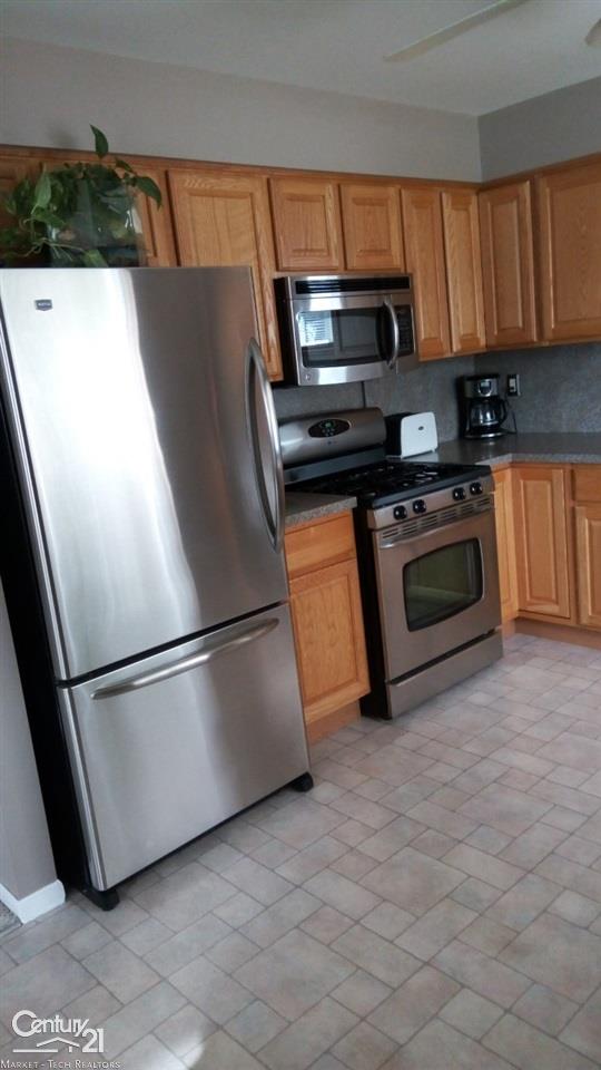 7235 Cardinal Road Algonac, MI 48001 - Photo 12 of 22