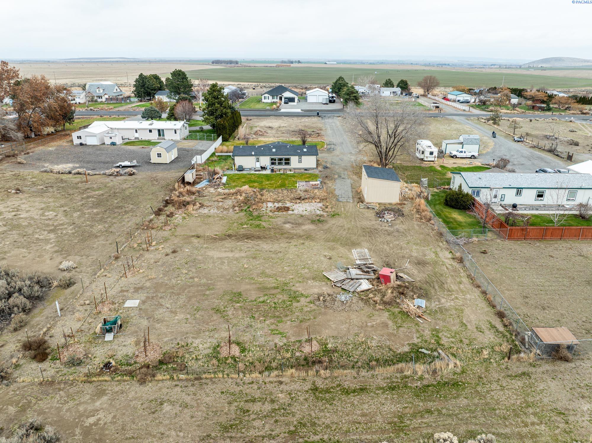 28003 East Ruppert Road Benton City, WA 99320 - Photo 34 of 37 Gallery Image 34