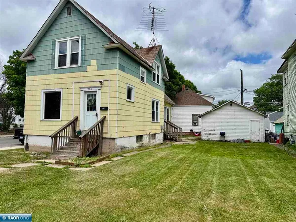 $64,900 | 231 8th Street South, Virginia, MN 55792