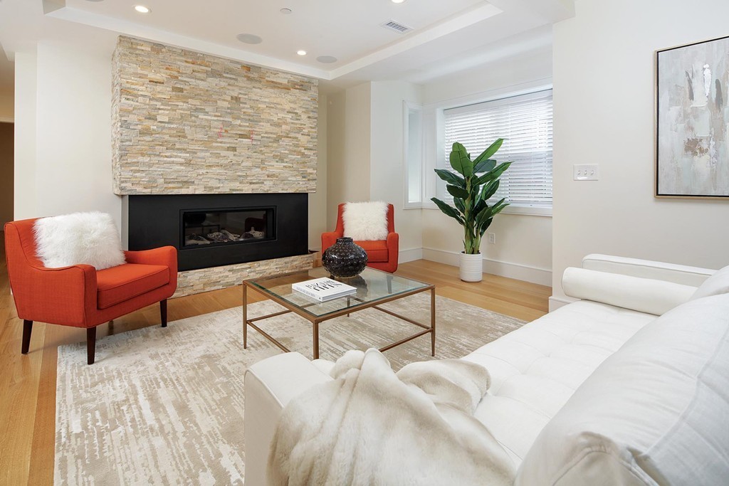 373 Harvard Street, Unit PH Brookline, MA 02446 - Photo 2 of 15