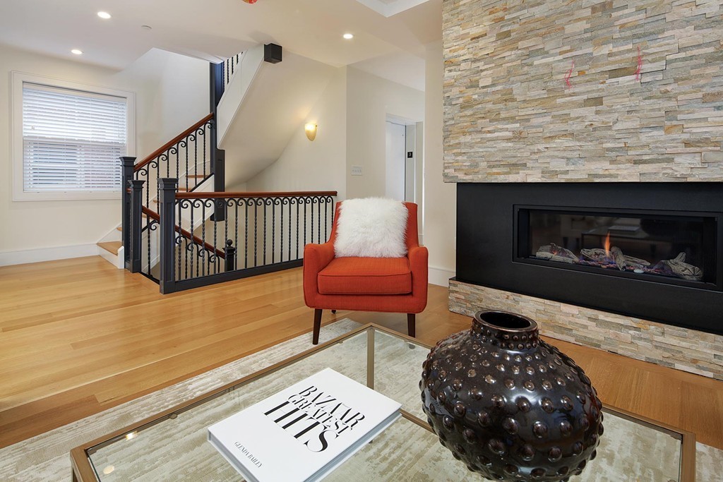 373 Harvard Street, Unit PH Brookline, MA 02446 - Photo 3 of 15