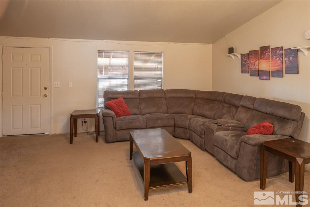 330 Magnolia Way Reno, NV 89506 - Photo 5 of 35 Photo 5