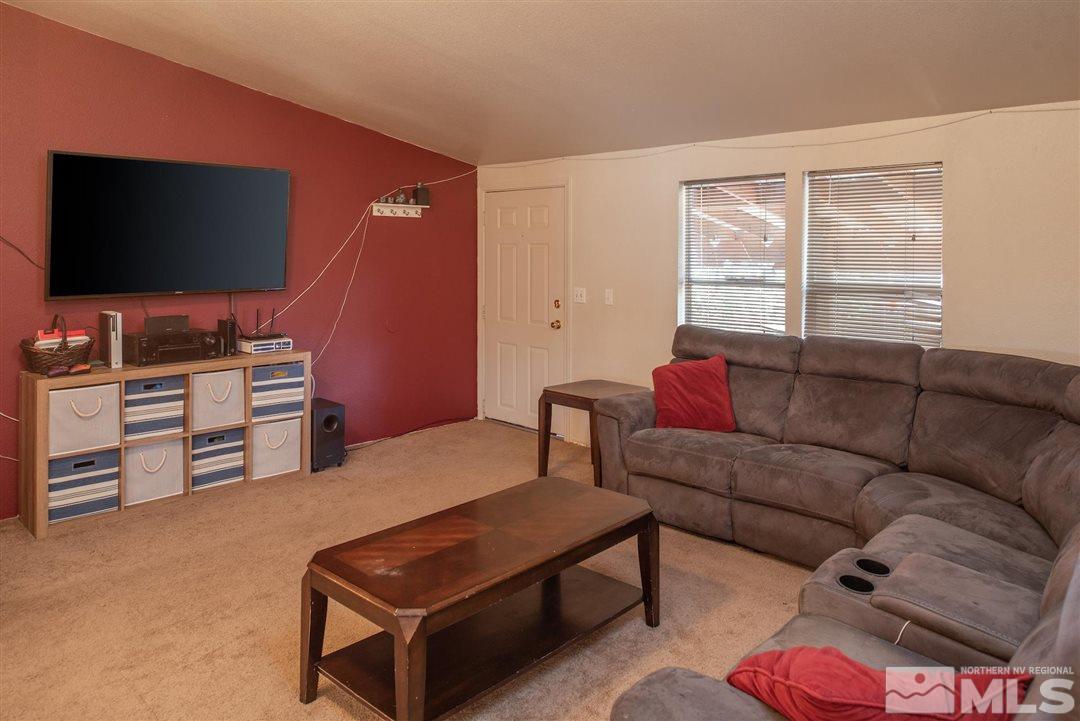330 Magnolia Way Reno, NV 89506 - Photo 6 of 35 Photo 6