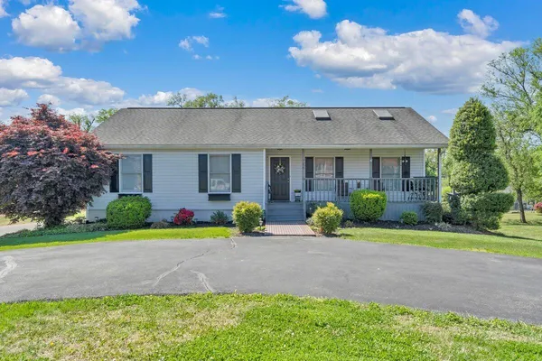 $369,950 | 728 Harrison Avenue, Salem, VA 24153
