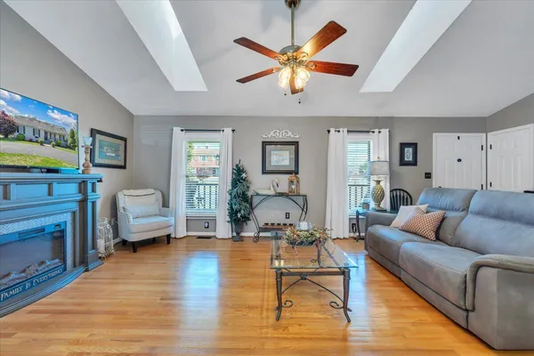 $369,950 | 728 Harrison Avenue, Salem, VA 24153