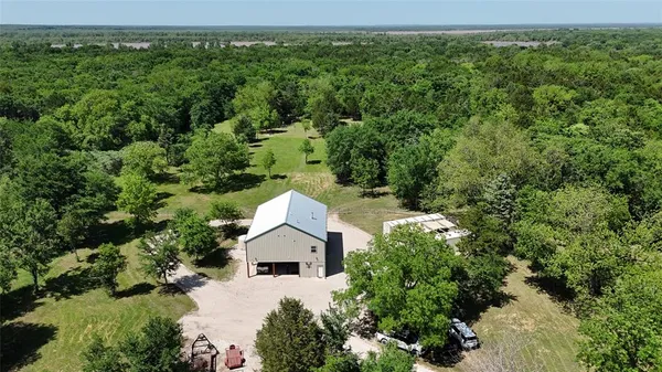 $830,000 | 9439 County Road 103, Whitesboro, TX 76273