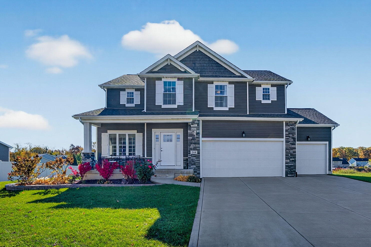 244 Falcon Way Valparaiso, IN 46385 - Photo 1 of 25 1483x987