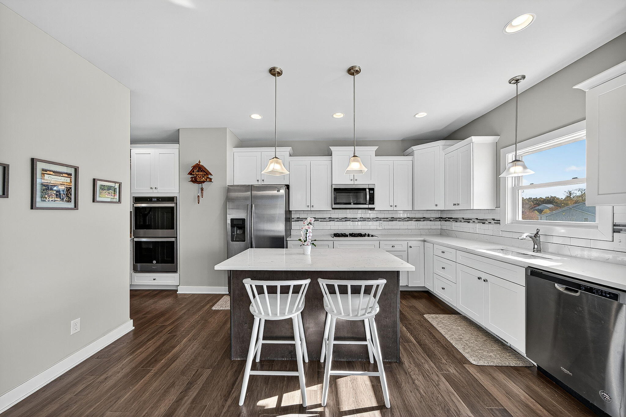 244 Falcon Way Valparaiso, IN 46385 - Photo 5 of 25 2048x1365