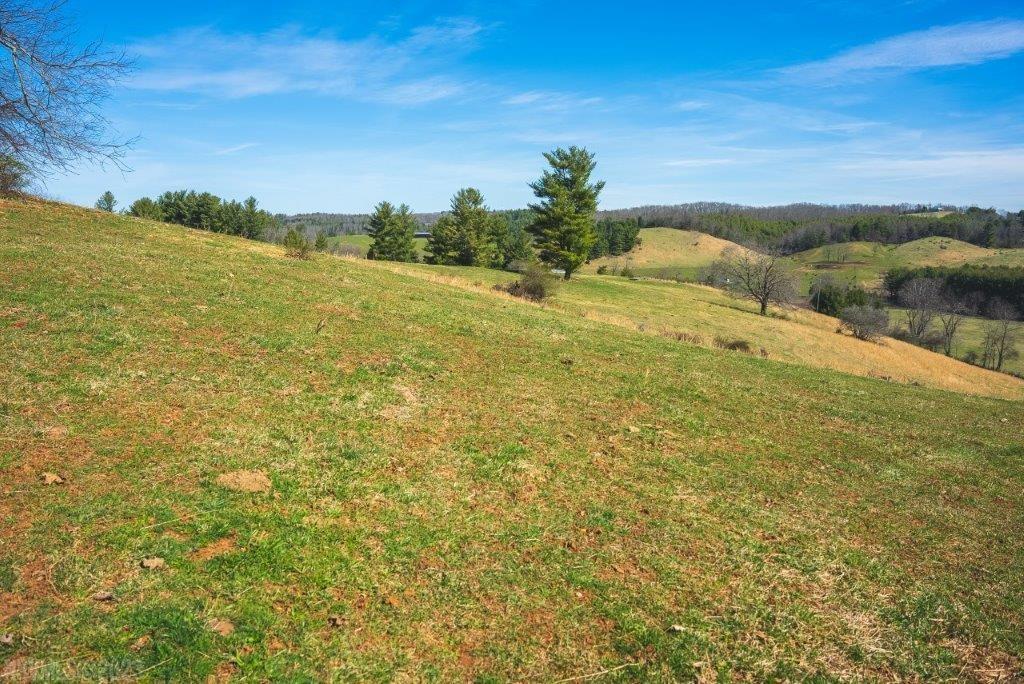 2 Weddle Creek Road Northwest Floyd, VA 24091 - Photo 3 of 9 Gallery Image 3