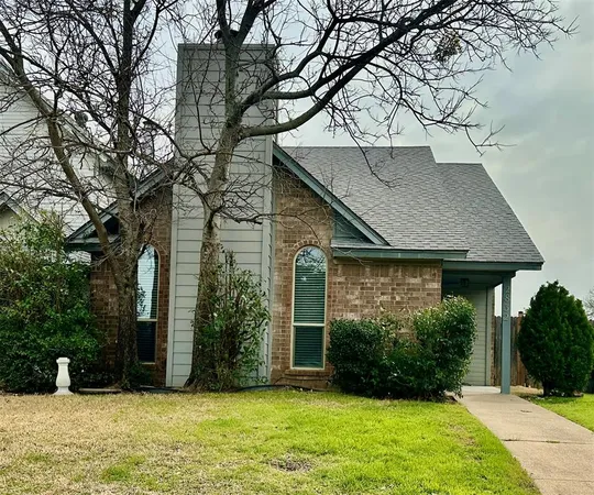 $1,795 | 2832 Shady Brook Drive, Bedford, TX 76021
