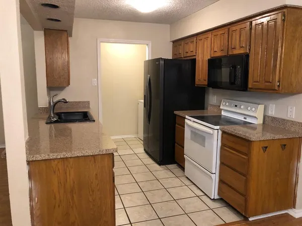 $1,795 | 2832 Shady Brook Drive, Bedford, TX 76021