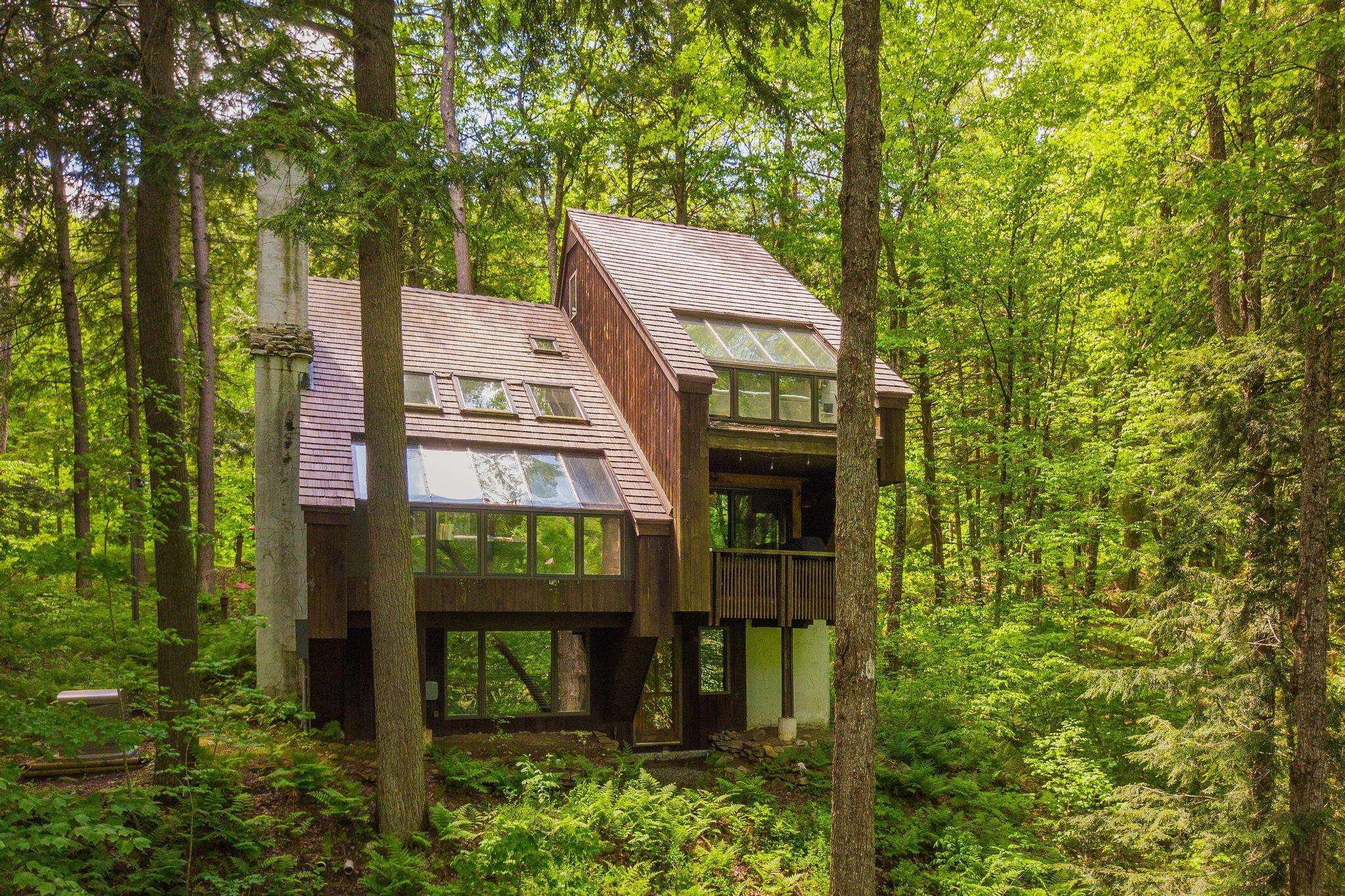 2370 Vermont Rte 100 Plymouth, VT 05056 - Photo 1 of 40 Gallery Image 1
