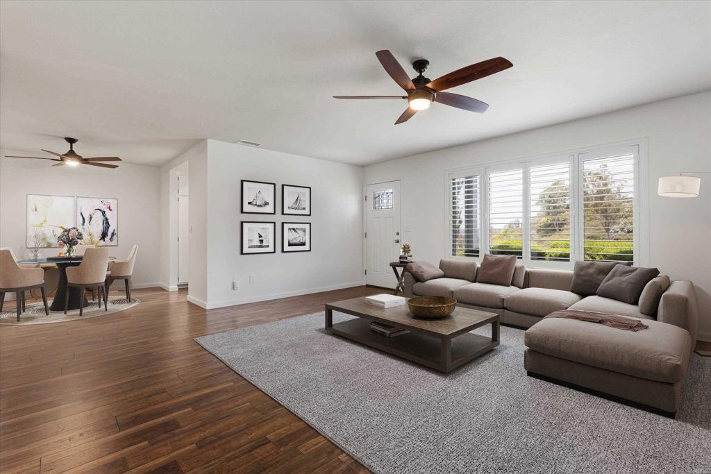 4378 Dowitcher Way Oceanside, CA 92057 - Photo 5 of 47 Living Room