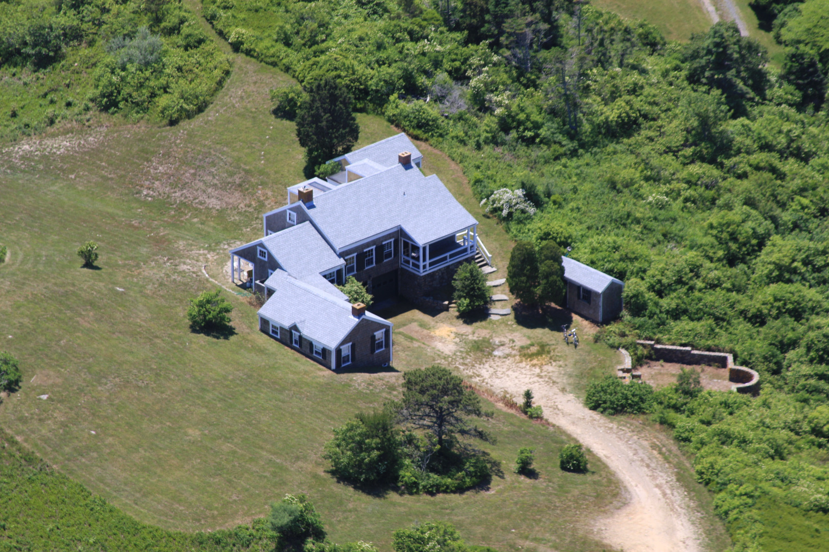 7 Squibnocket Road Chilmark, MA 02535 - Photo 15 of 16 Gallery Image 15