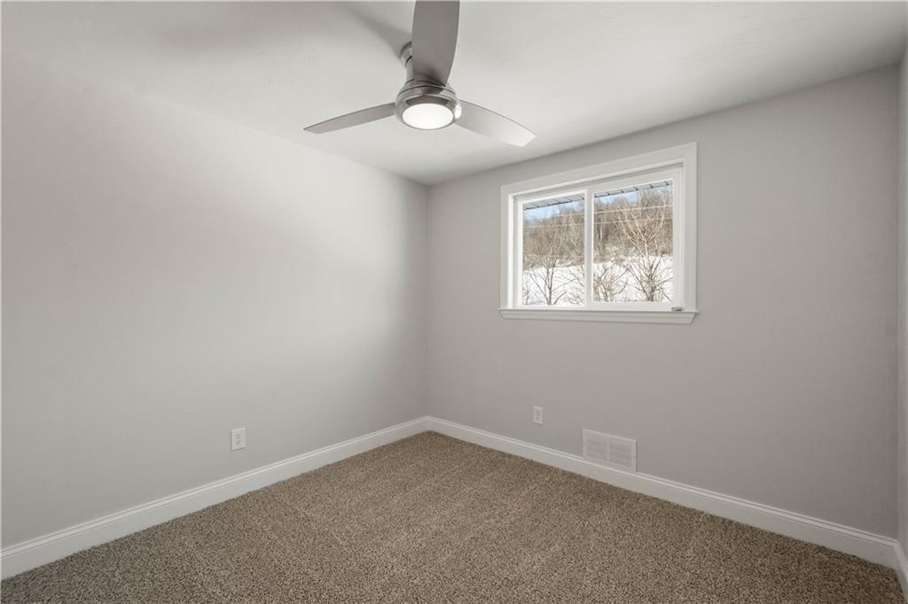 260 Twin Bridges Road Charleroi, PA 15022 - Photo 22 of 34