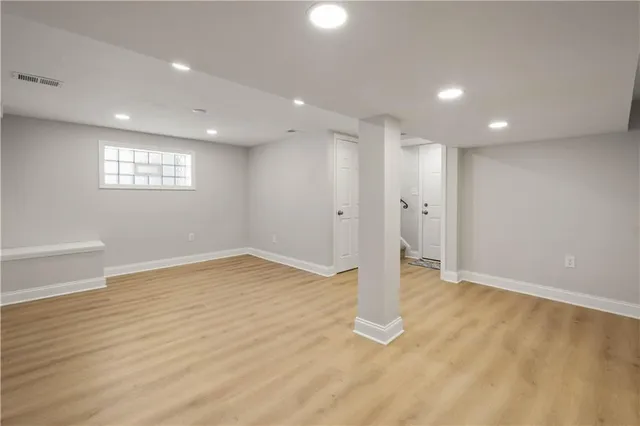 $279,000 | 260 Twin Bridges Road, Charleroi, PA 15022