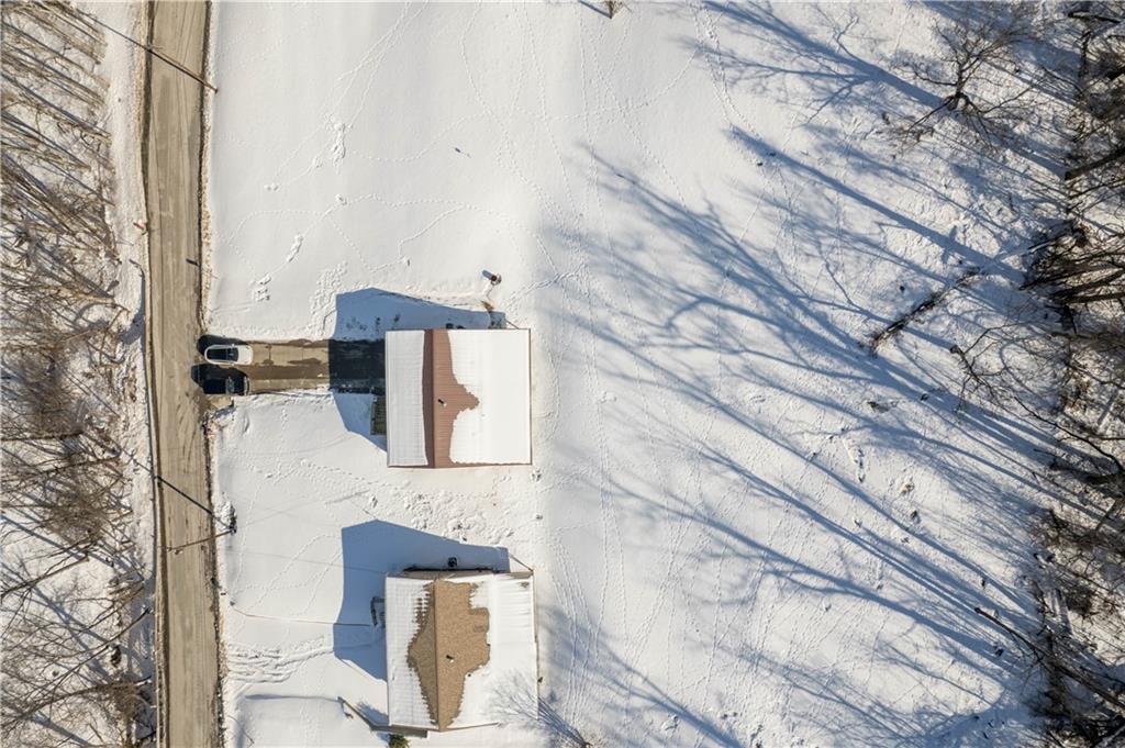 260 Twin Bridges Road Charleroi, PA 15022 - Photo 4 of 34