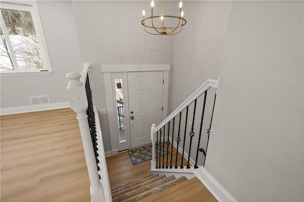 260 Twin Bridges Road Charleroi, PA 15022 - Photo 6 of 34