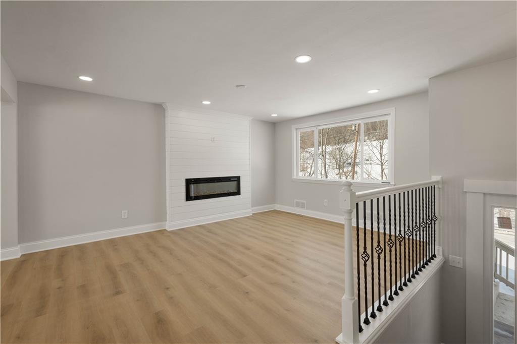 260 Twin Bridges Road Charleroi, PA 15022 - Photo 7 of 34