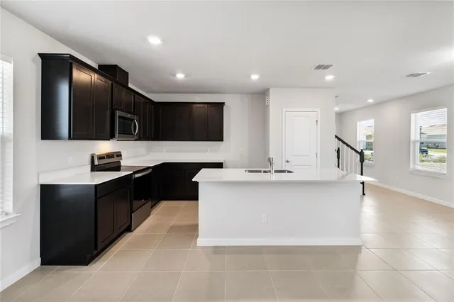 $2,195 | 1802 Groveline Road, St. Cloud, FL 34771