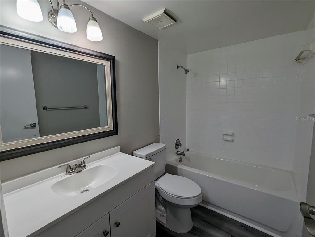 701 Russell Lane, Unit 209 Brandon, FL 33510 - Photo 4 of 7