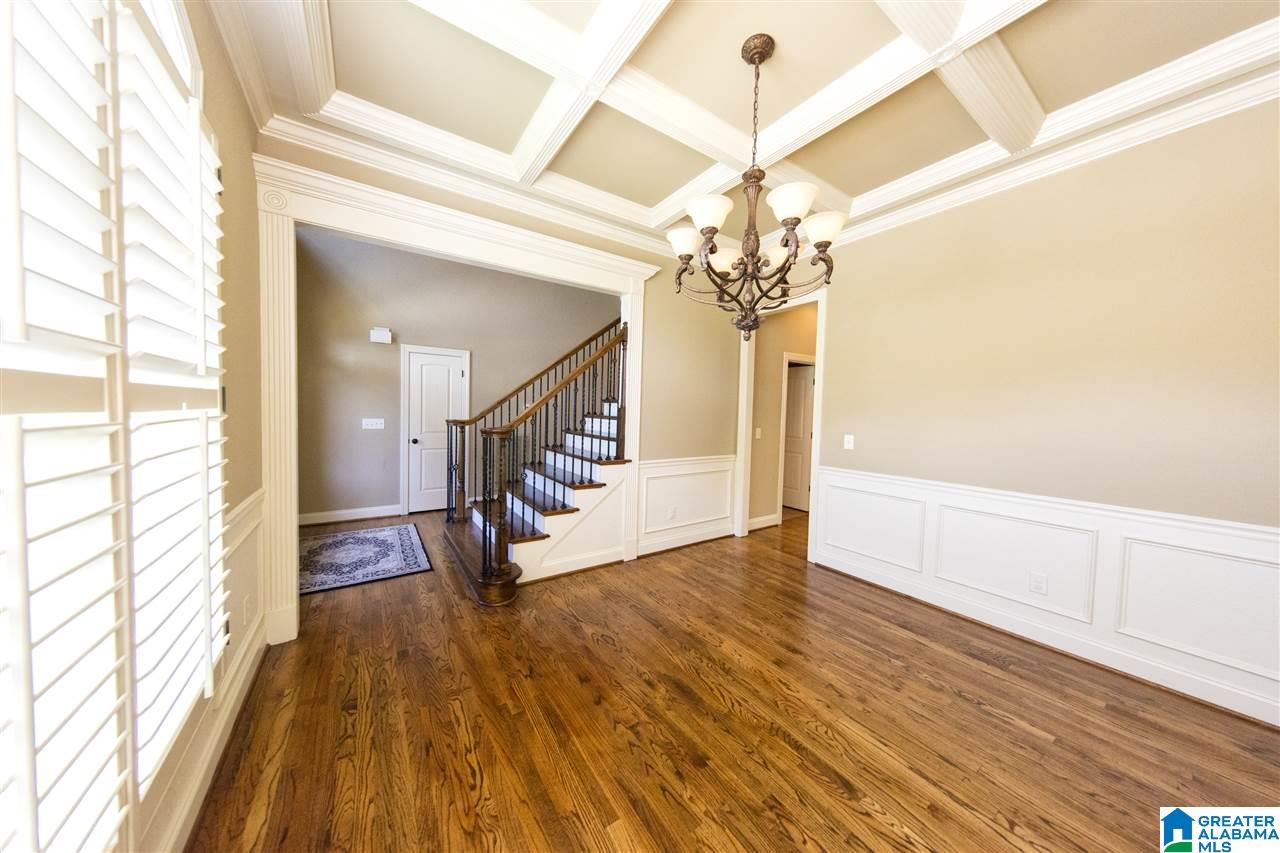 121 Lauchlin Way Pelham, AL 35124 - Photo 5 of 47