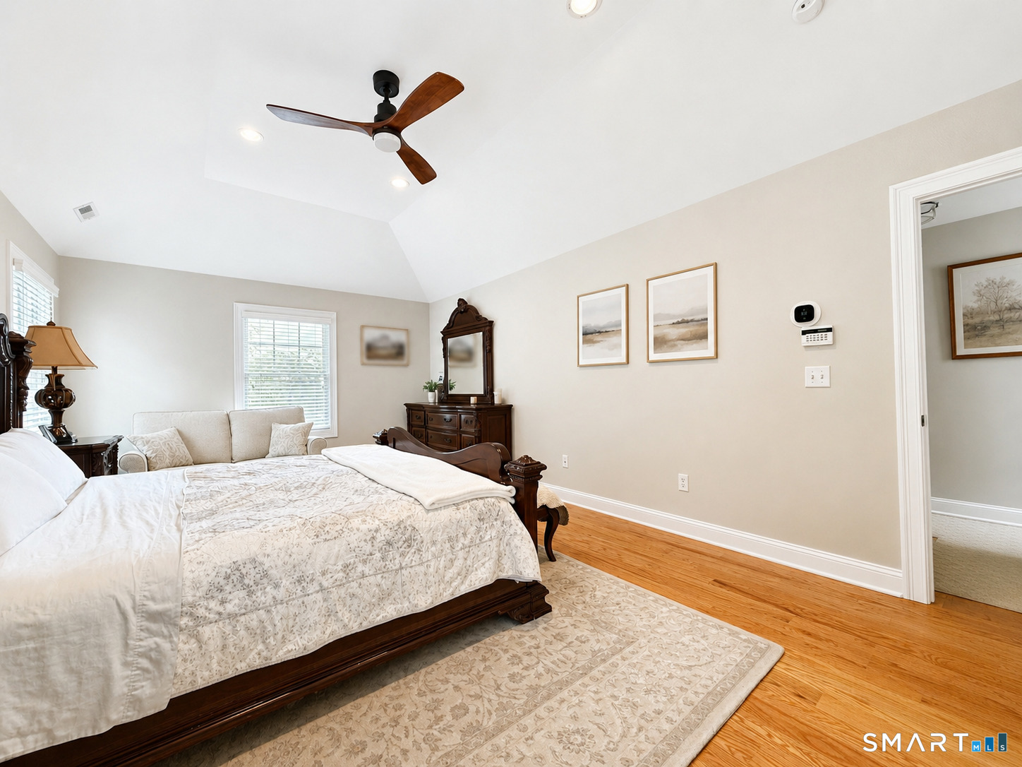 24 Warsaw Street Fairfield, CT 06825 - Photo 13 of 29
