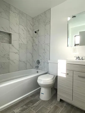 $2,595 | 1612 East 33rd Avenue, Tampa, FL 33610