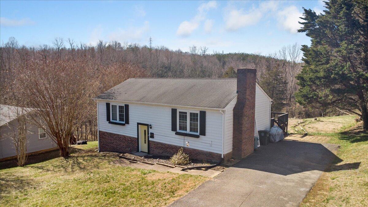 329 Holcomb Path Road Lynchburg, VA 24501 - Photo 28 of 33 03-329 Holcomb Path-3