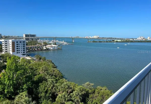 $2,100 | 500 North Osceola Avenue, Unit 804, Clearwater, FL 33755