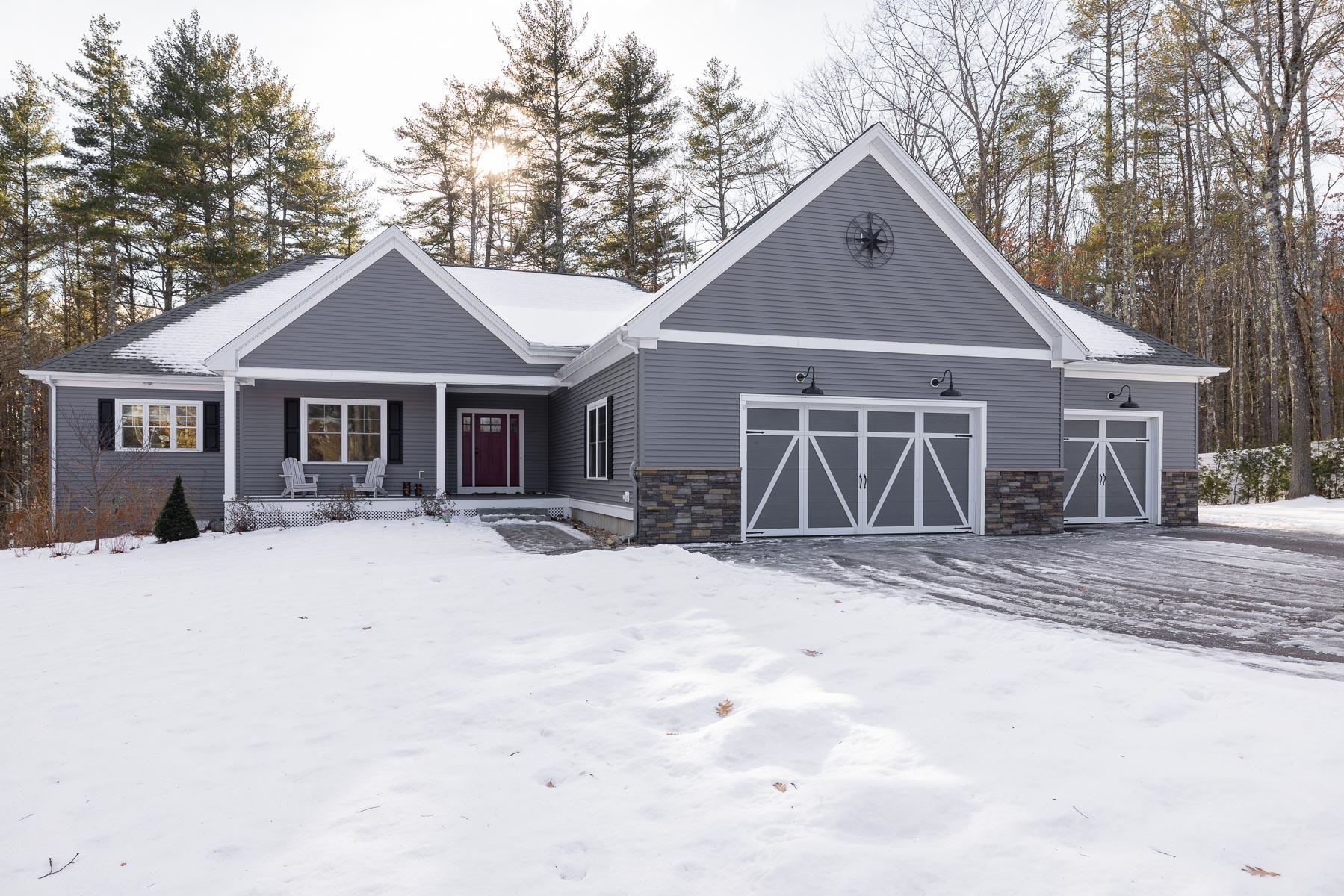 44 Labrador Lane Dover, NH 03820 - Photo 4 of 40 Gallery Image 4