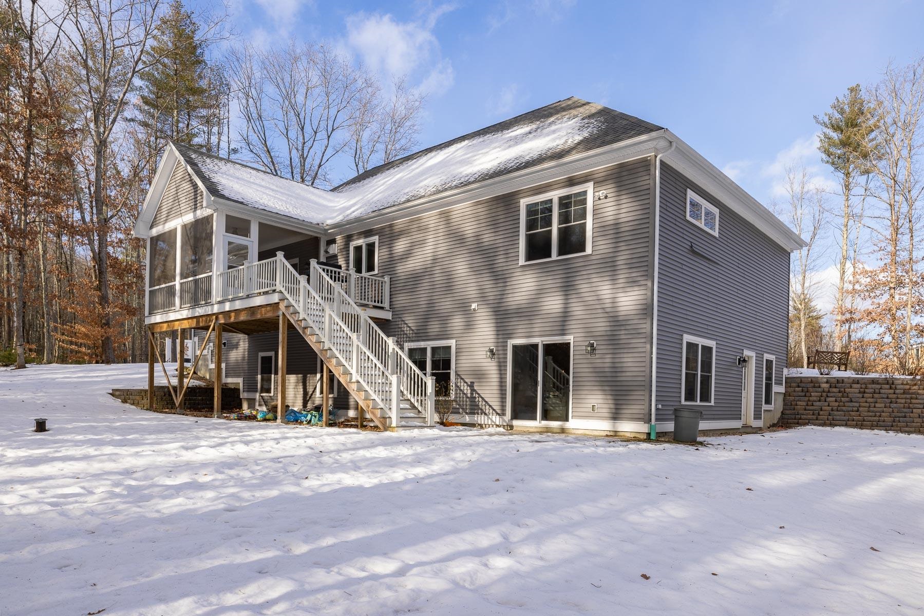 44 Labrador Lane Dover, NH 03820 - Photo 5 of 40 Gallery Image 5