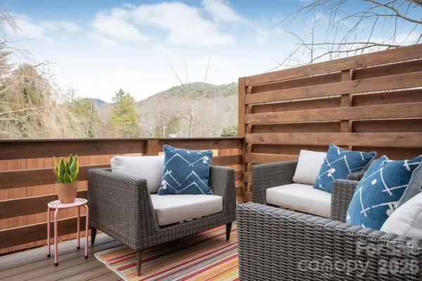 $539,000 | 207 Ferrell Lane, Black Mountain, NC 28711