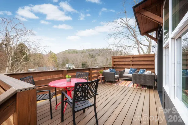 $539,000 | 207 Ferrell Lane, Black Mountain, NC 28711