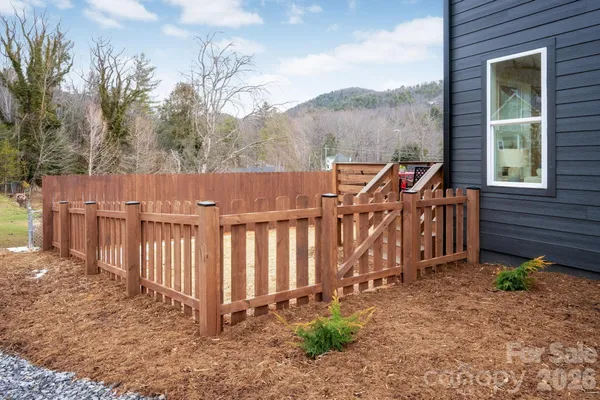 $539,000 | 207 Ferrell Lane, Black Mountain, NC 28711