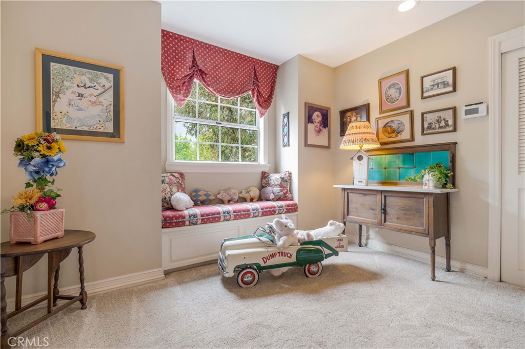 1714 Riverside Drive Glendale, CA 91201 - Photo 19 of 40
